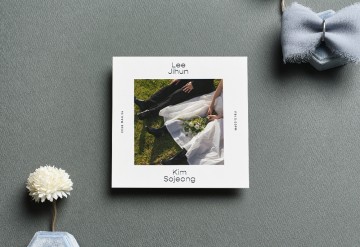 관련 상품 소중한 빛 청첩장